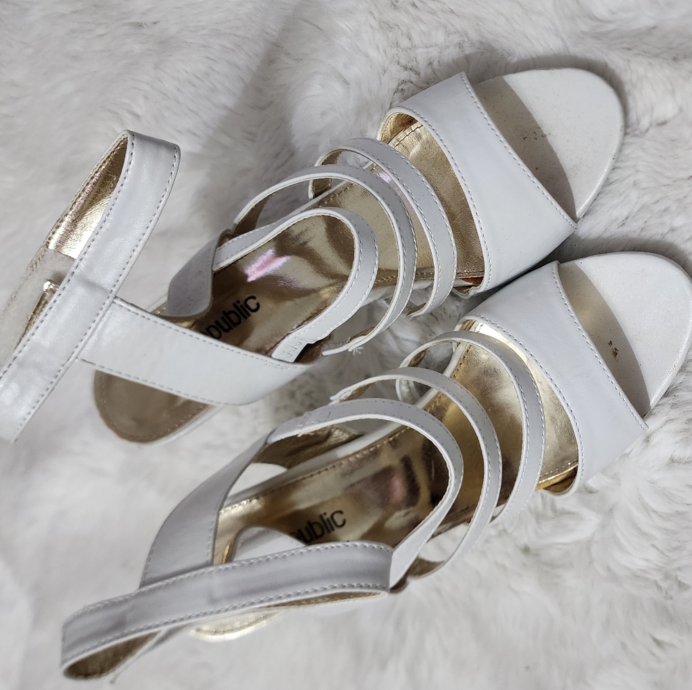 Elegant White Women's Heels - Picture 3 of 9